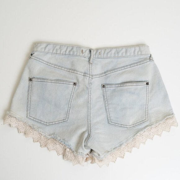 Free People High Rise Jean Shorts Striped Lace Crochet Trim Light Wash - Picture 3 of 9
